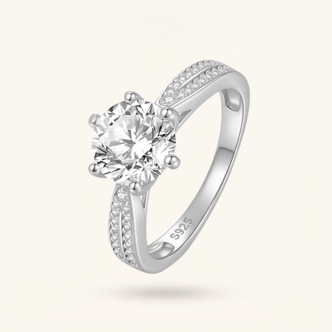 Nisreen Moissanite Ring