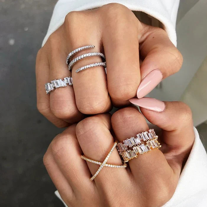 Fatin Moissanite Ring