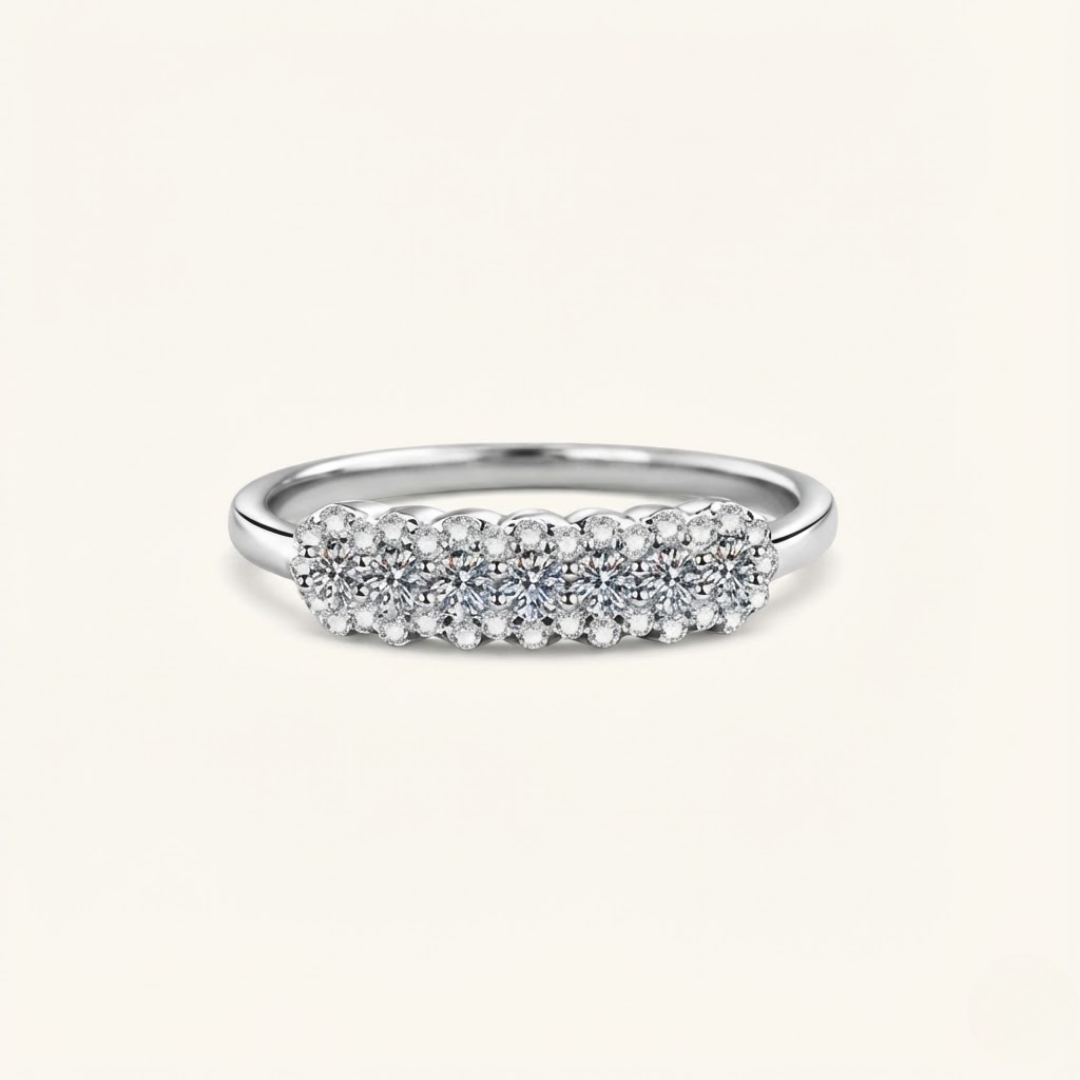 Safa Moissanite Ring