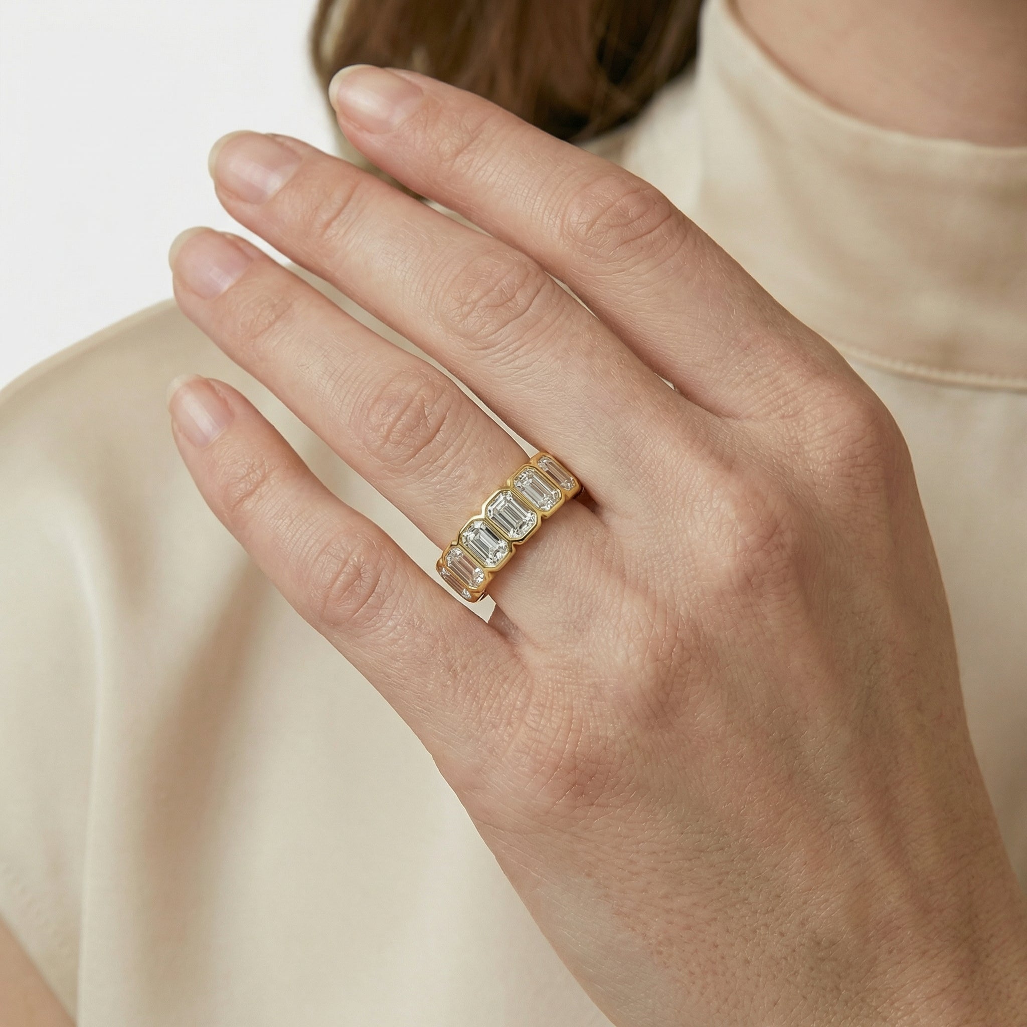 Nourah Moissanite Ring