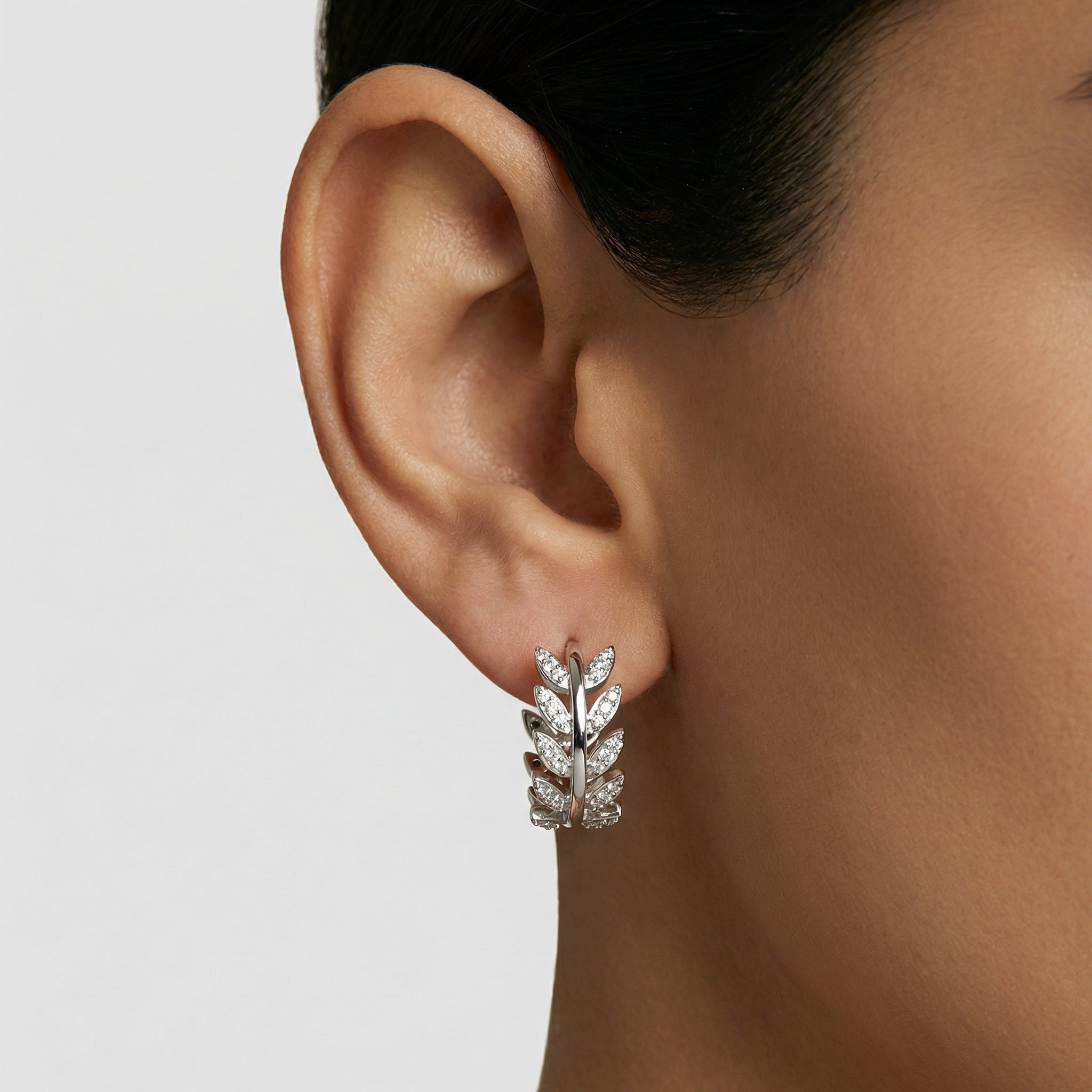 Nouraia Moissanite Earrings