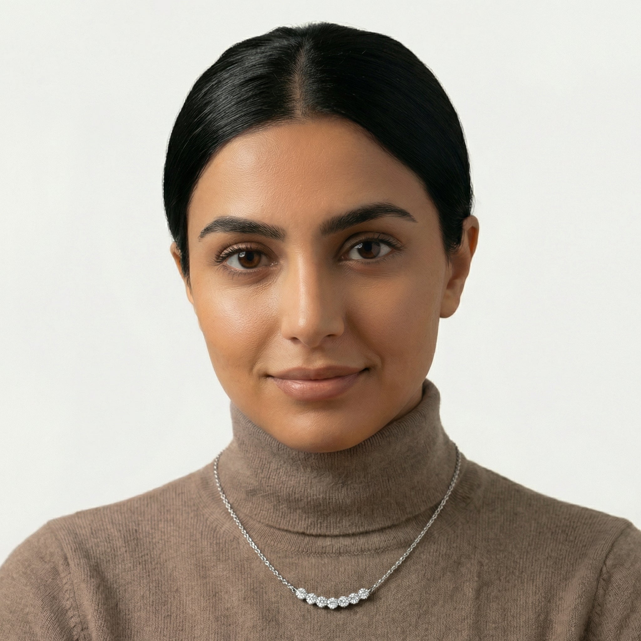 Aisha Moissanite necklace