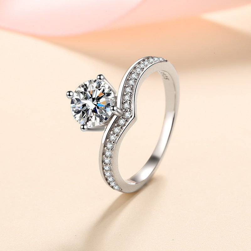 Rawan Moissanite Ring