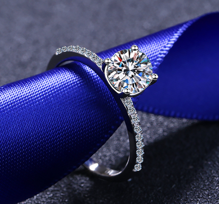 Raneem Moissanite Ring