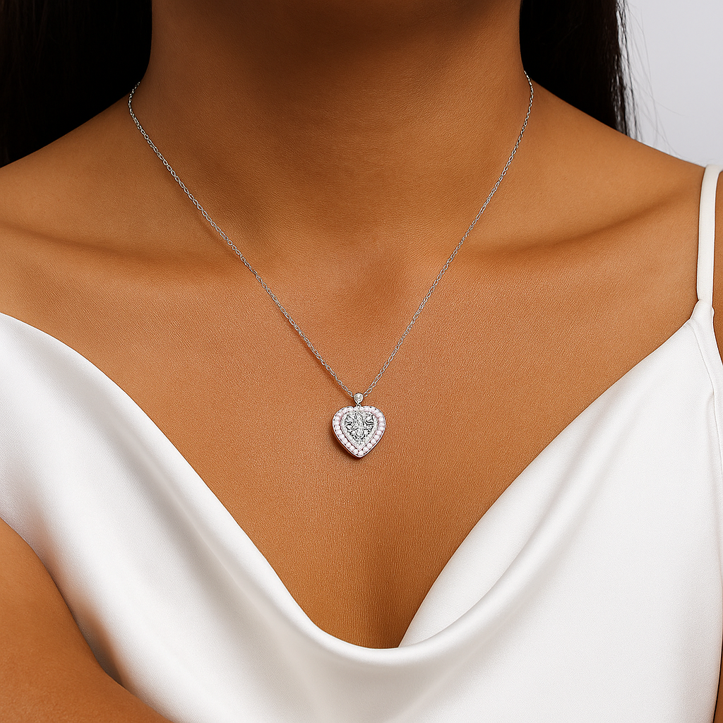 Noura Moissanite Pendant