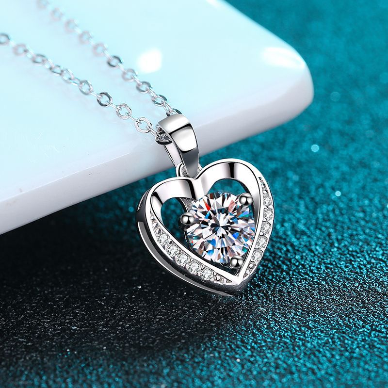 Zeina Moissanite Necklace