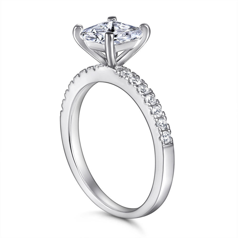 Rahaf Moissanite Ring