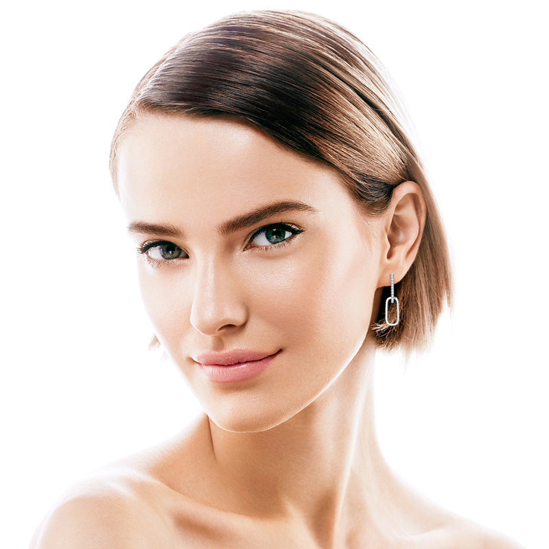 أقراط من الماس المويسانتي من بسيرة