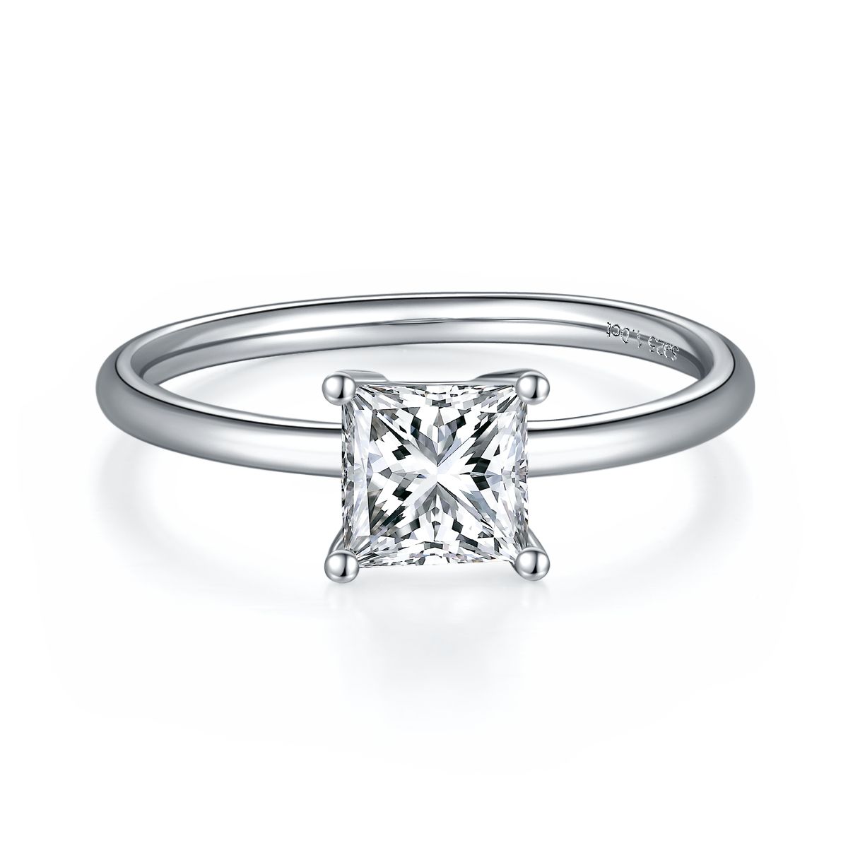 Warda Moissanite Ring