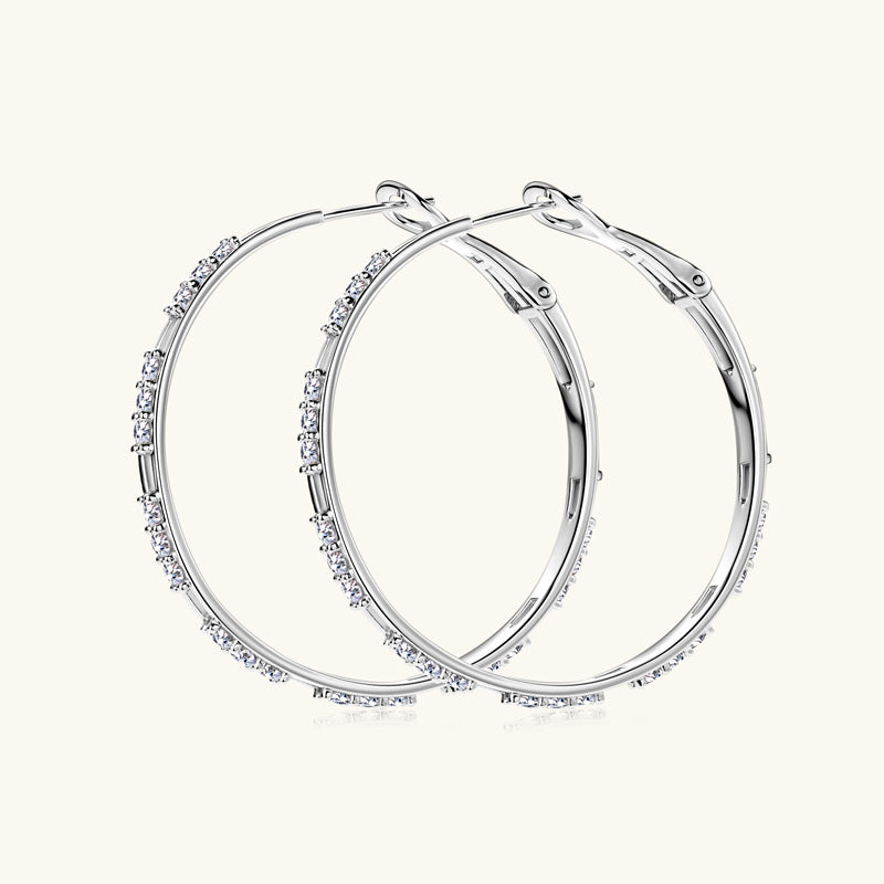 أقراط أزرا من المويسانايت