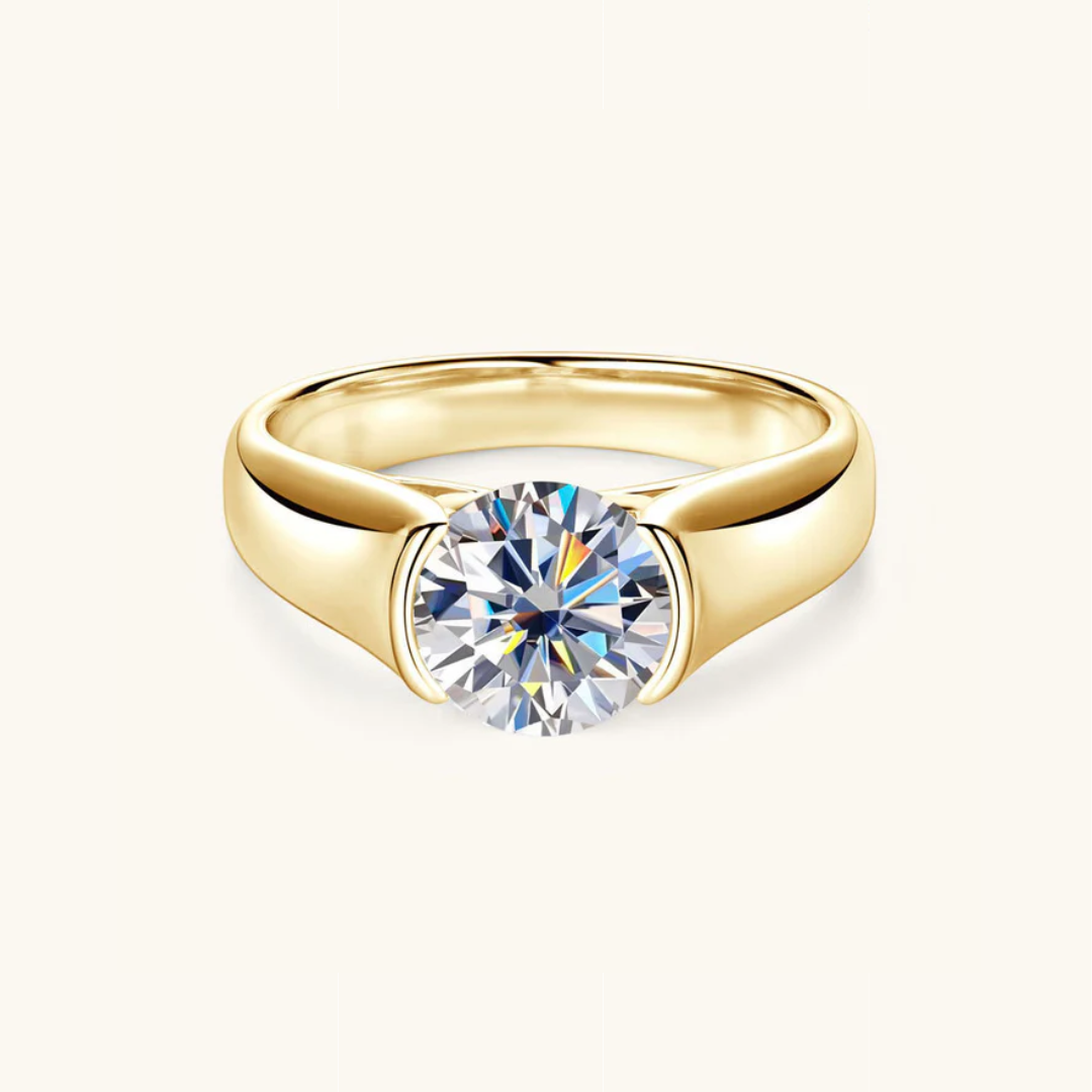 Zayna Moissanite Ring