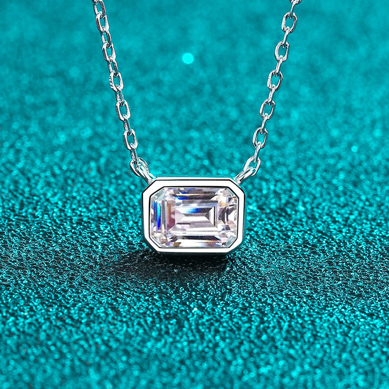 Neda Moissanite Necklace