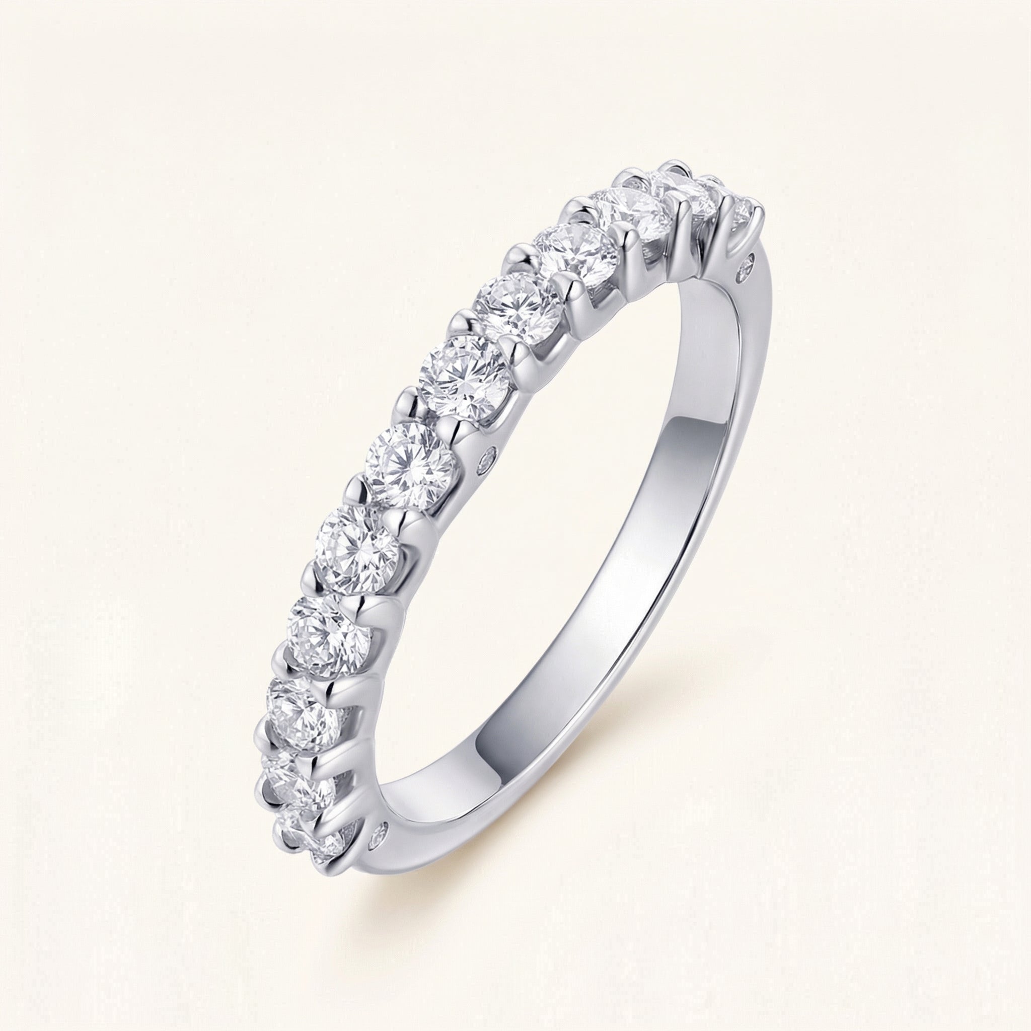 Yusra Moissanite Ring