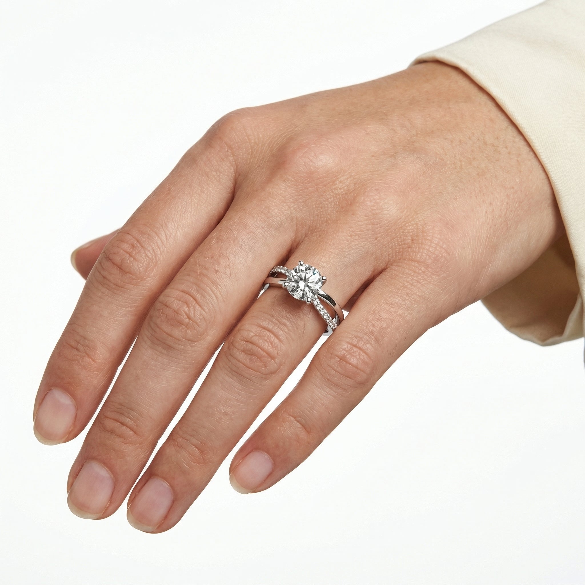 Rand Moissanite Ring