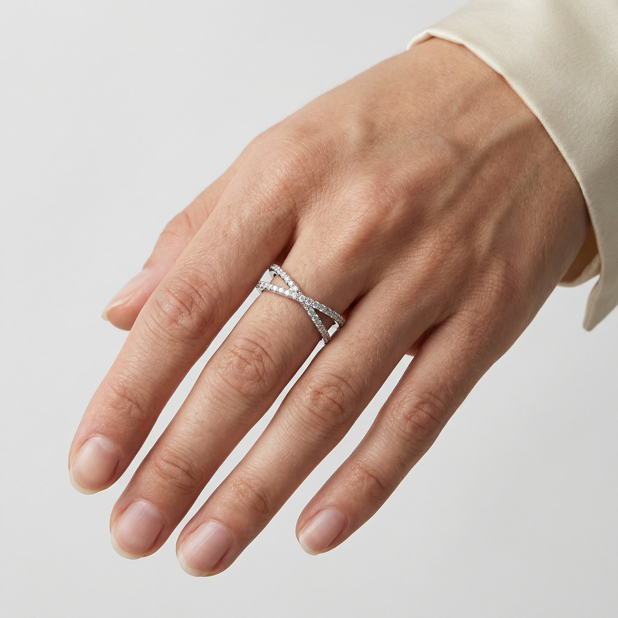 Tamarah Moissanite Ring