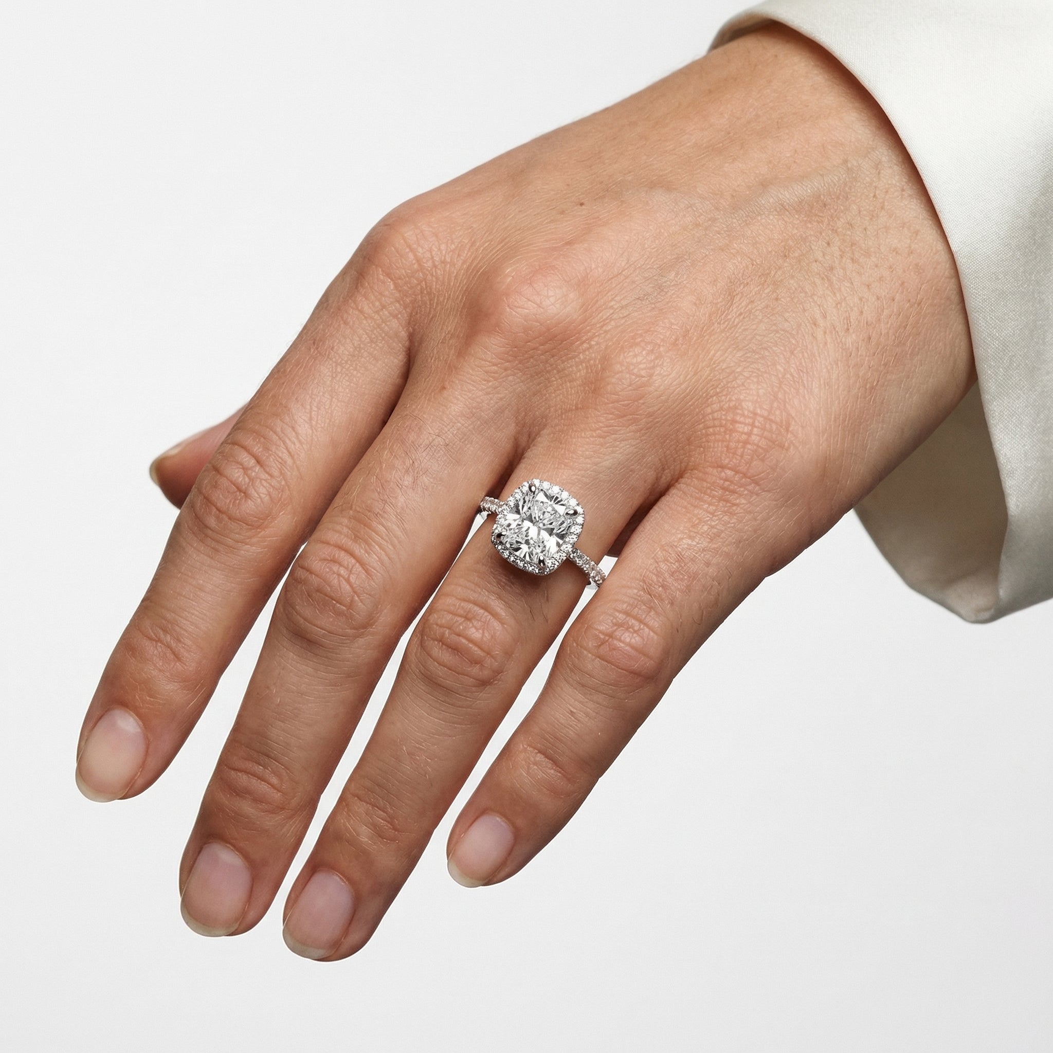 Amal Moissanite Ring