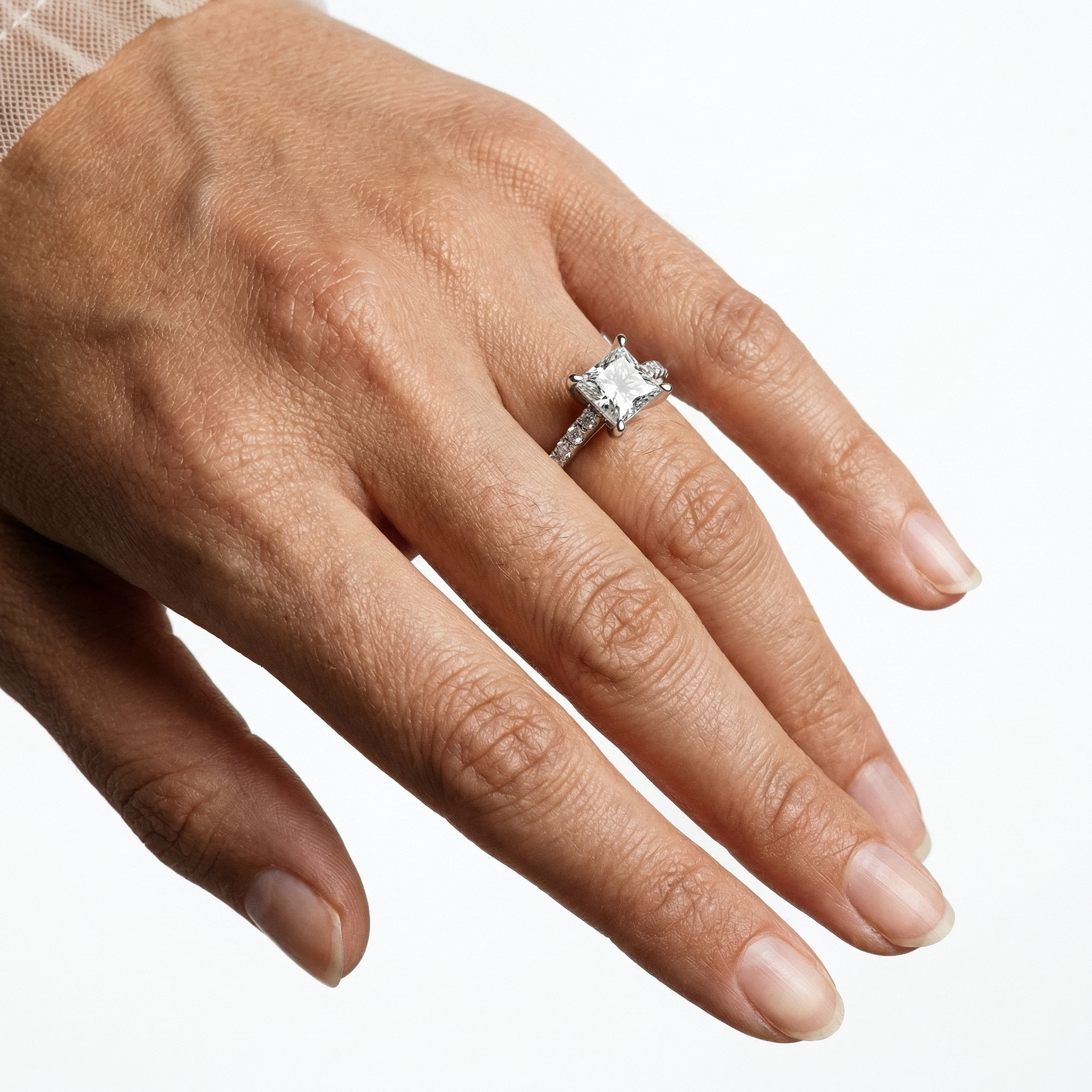 Rahaf Moissanite Ring