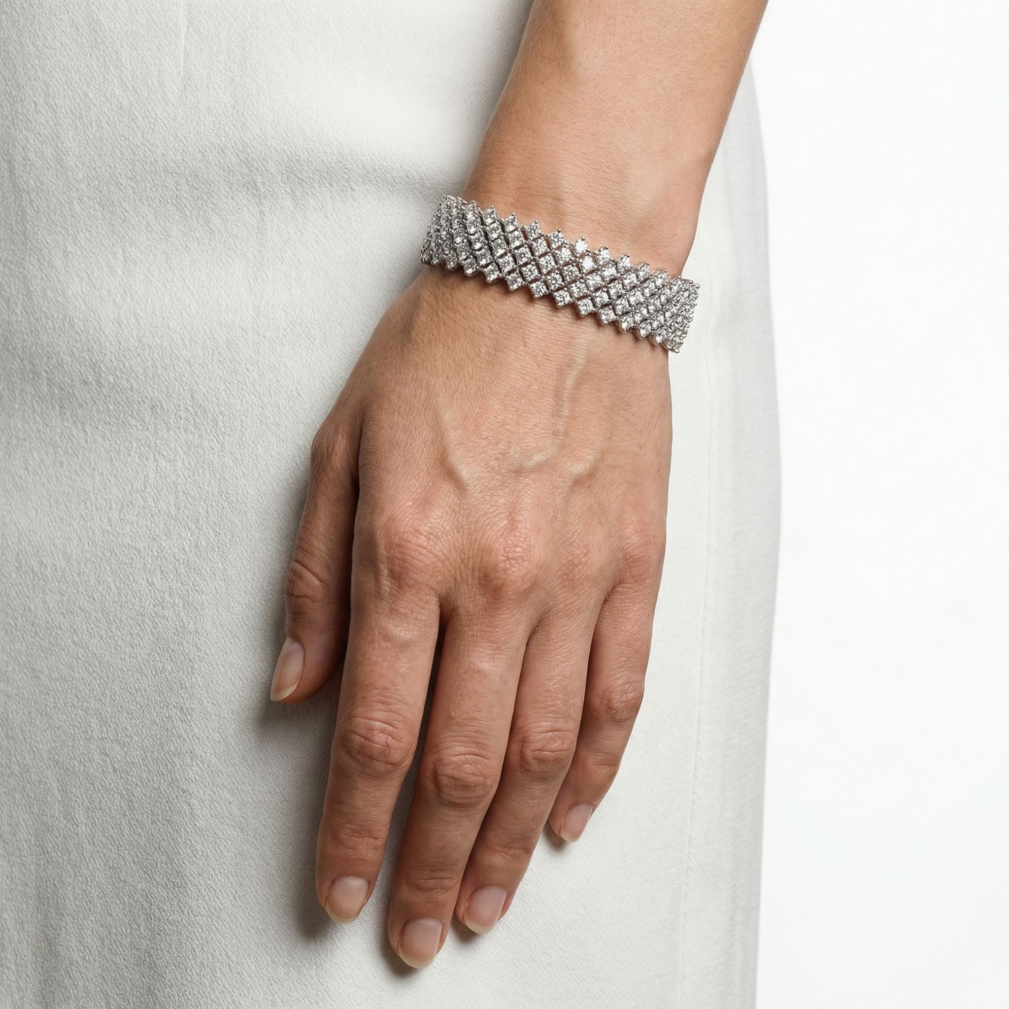 Isra Moissanite Bracelet
