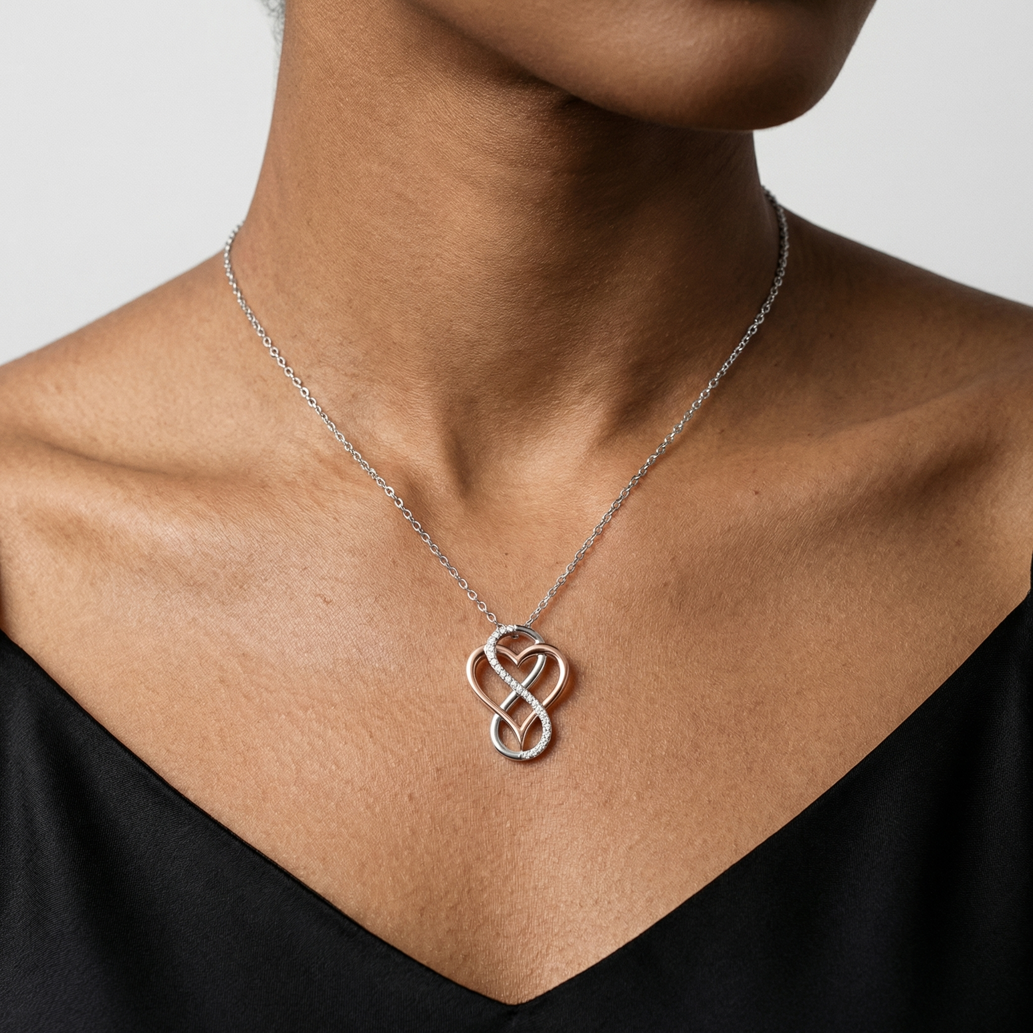 Roda Moissanite Necklace
