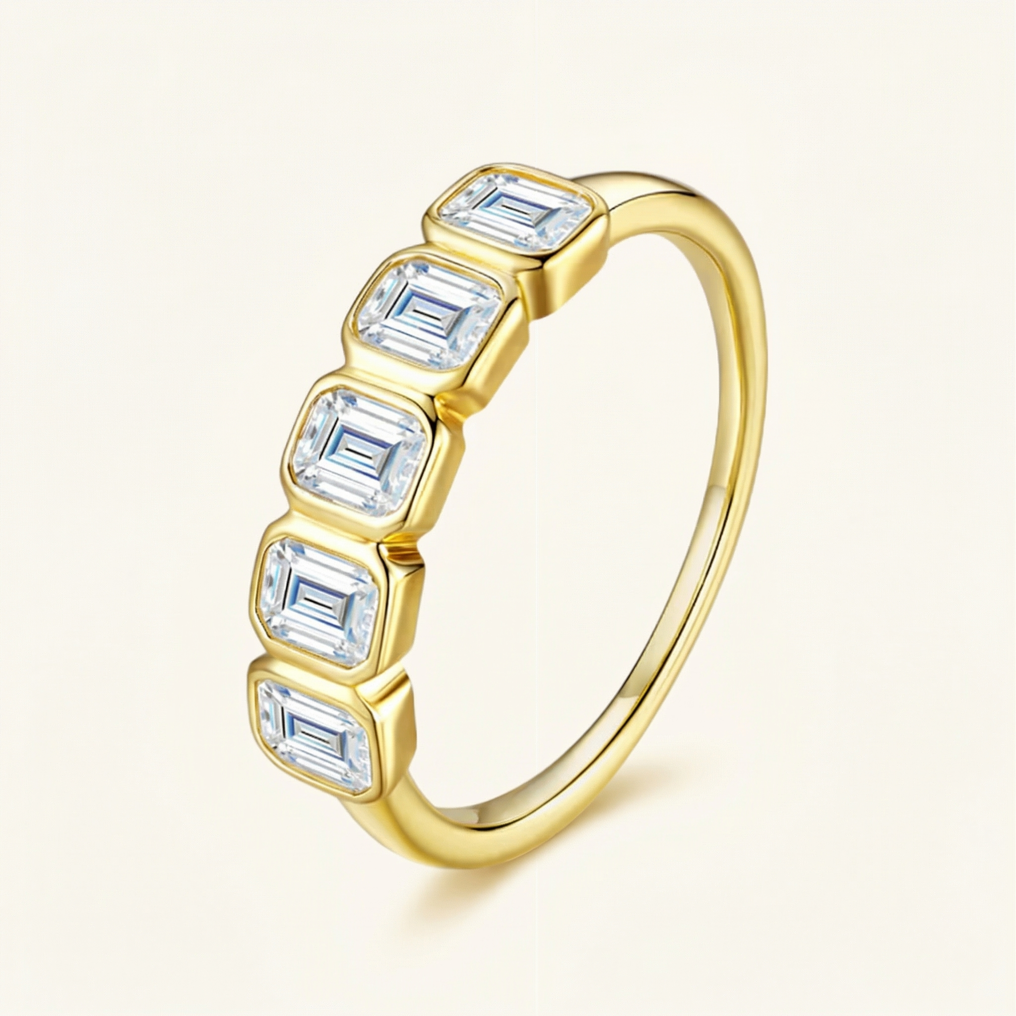Manar Moissanite Ring