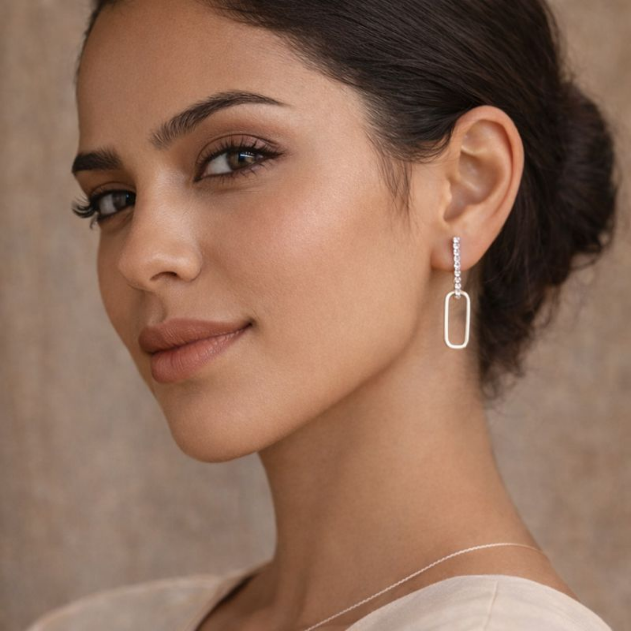 أقراط من الماس المويسانتي من بسيرة