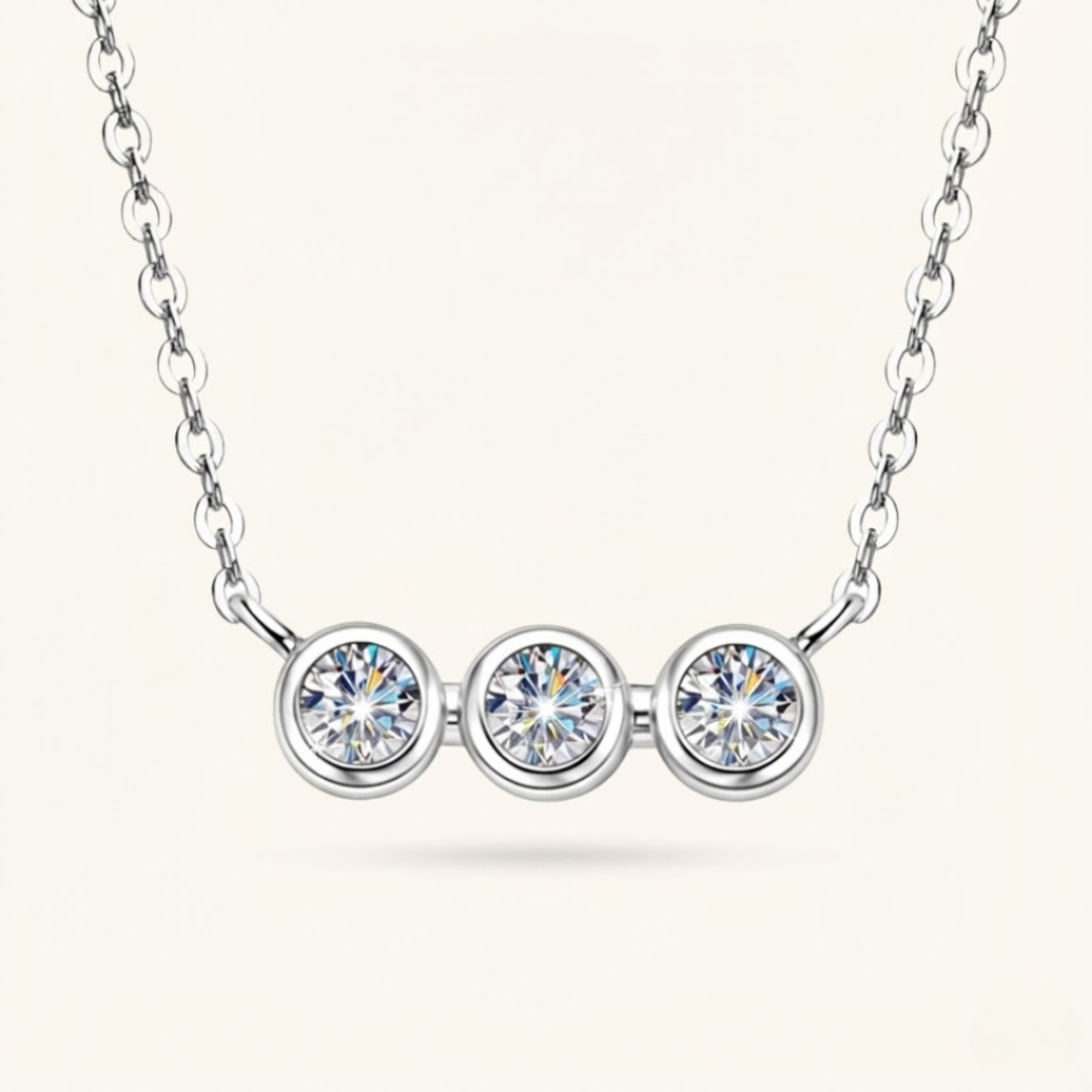 قلادة مويسانيت كاولا