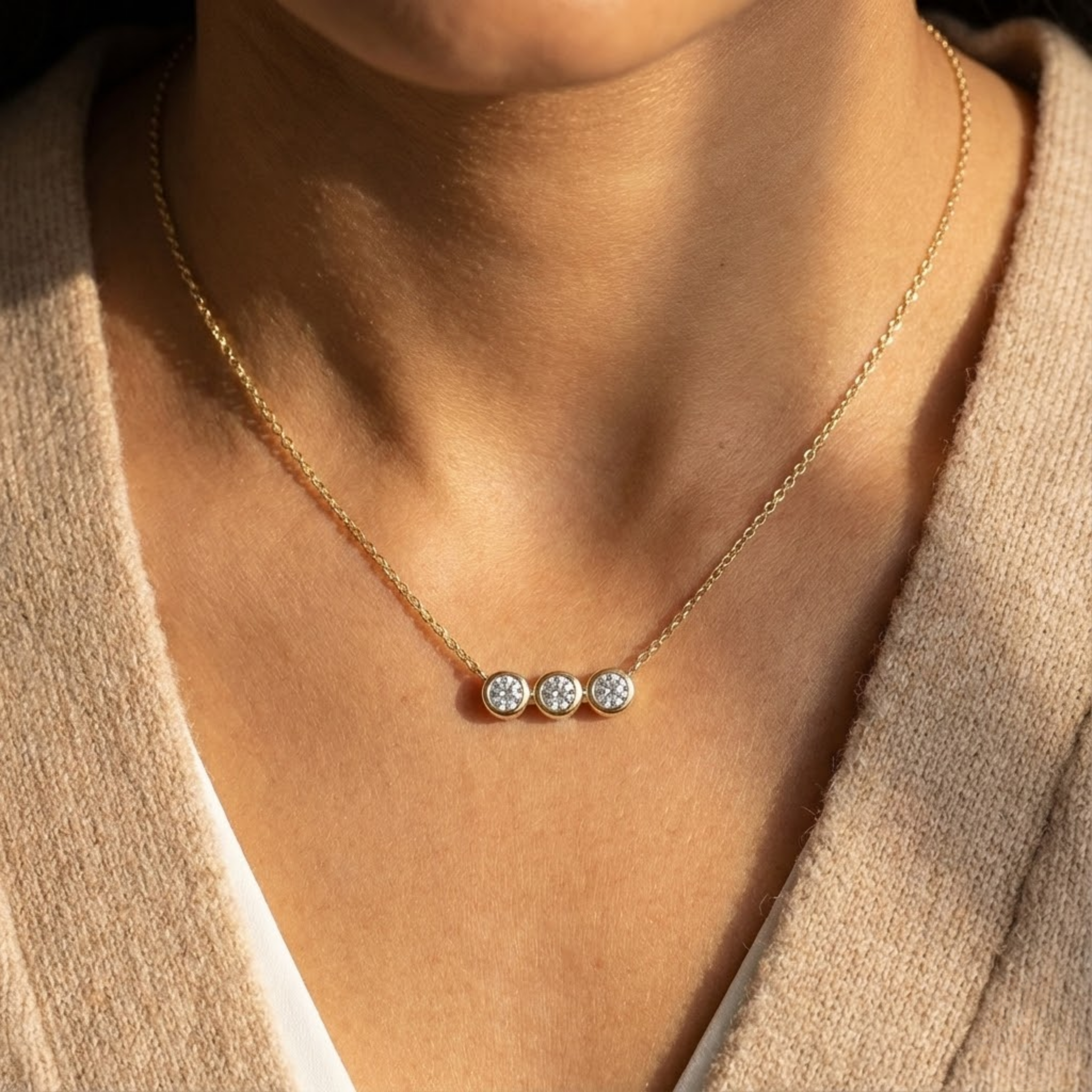 قلادة مويسانيت كاولا