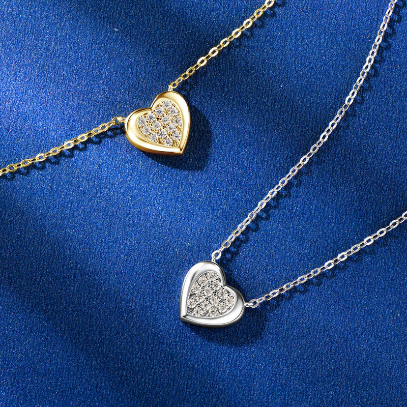 قلادة عاليا من المويسانايت