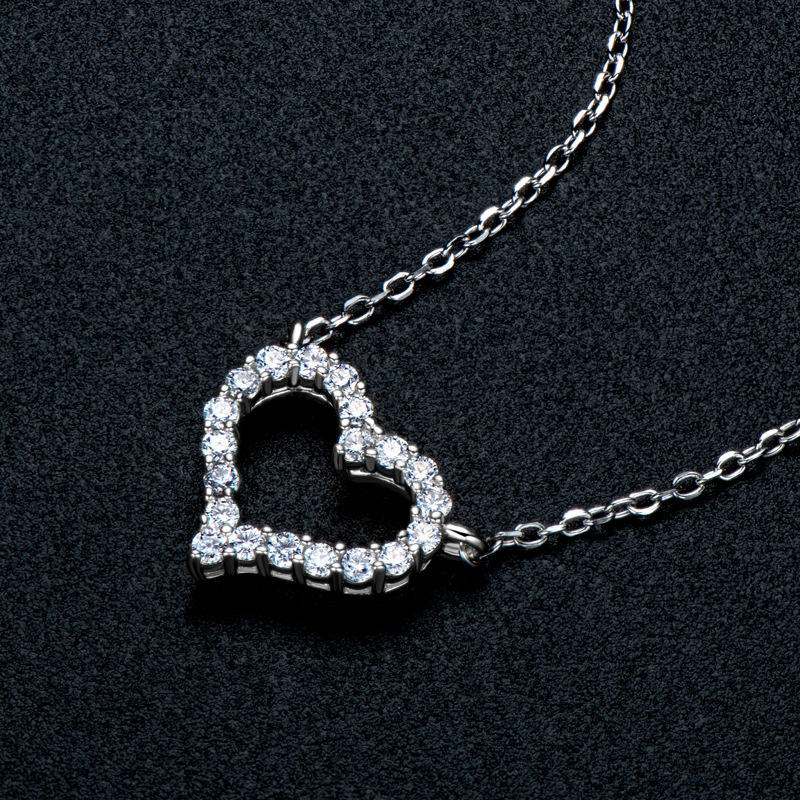 Omnia Moissanite Necklace