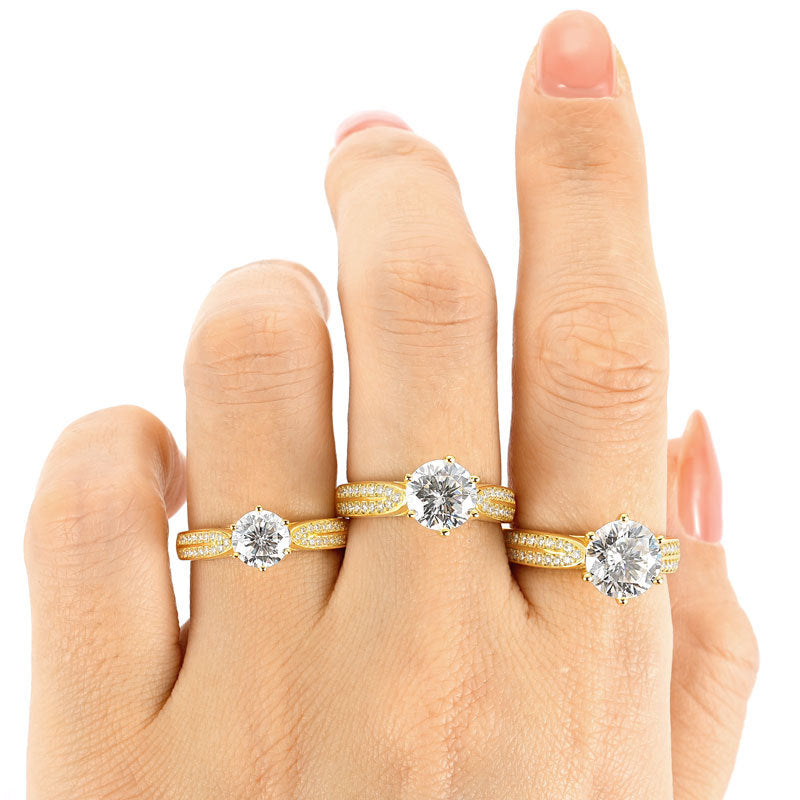 Nisreen Moissanite Ring