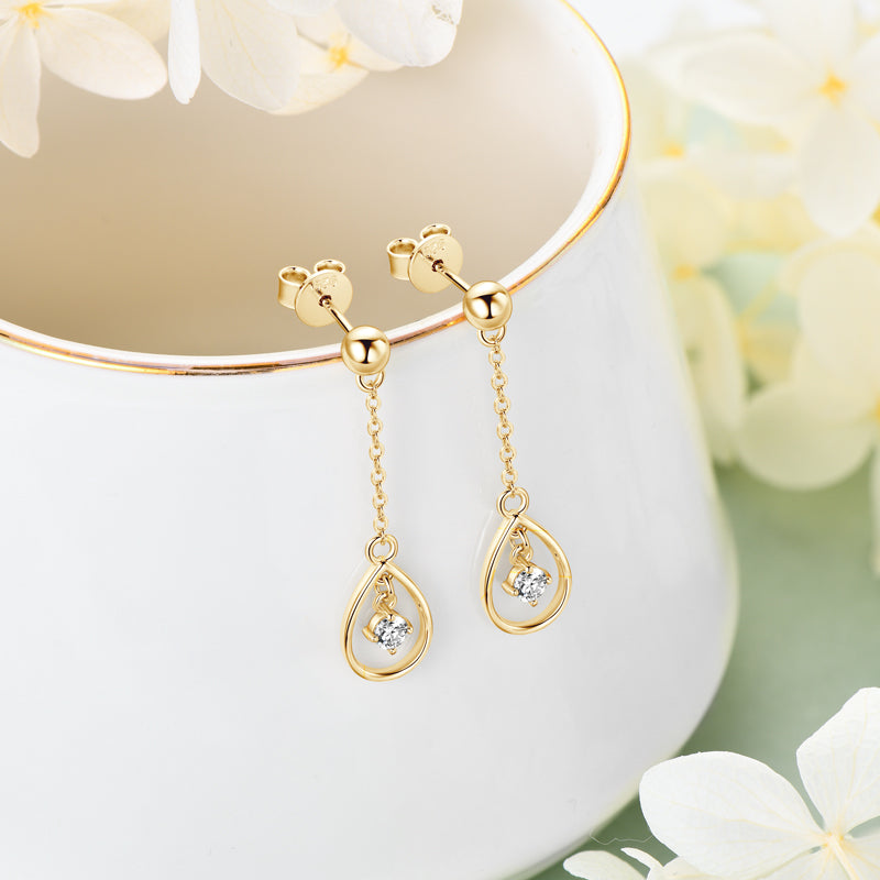 أقراط كينزا من المويسانايت