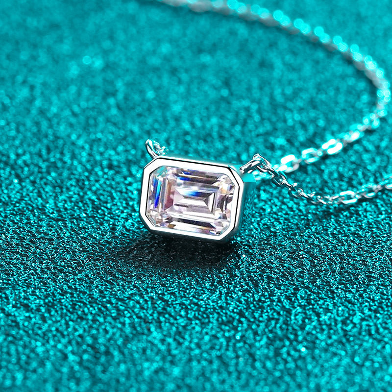 Neda Moissanite Necklace