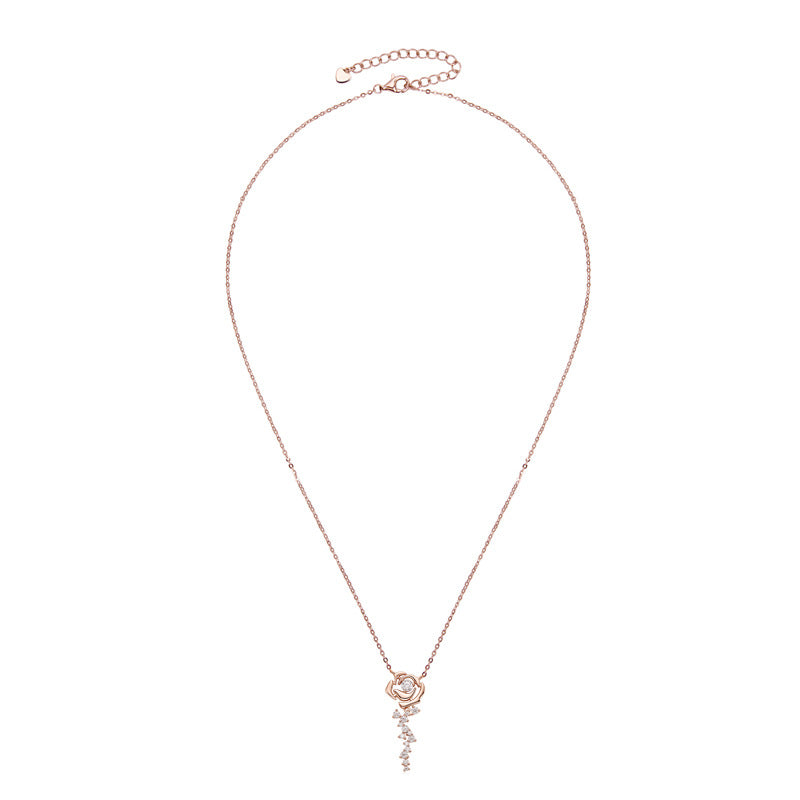 Sura Moissanite Necklace