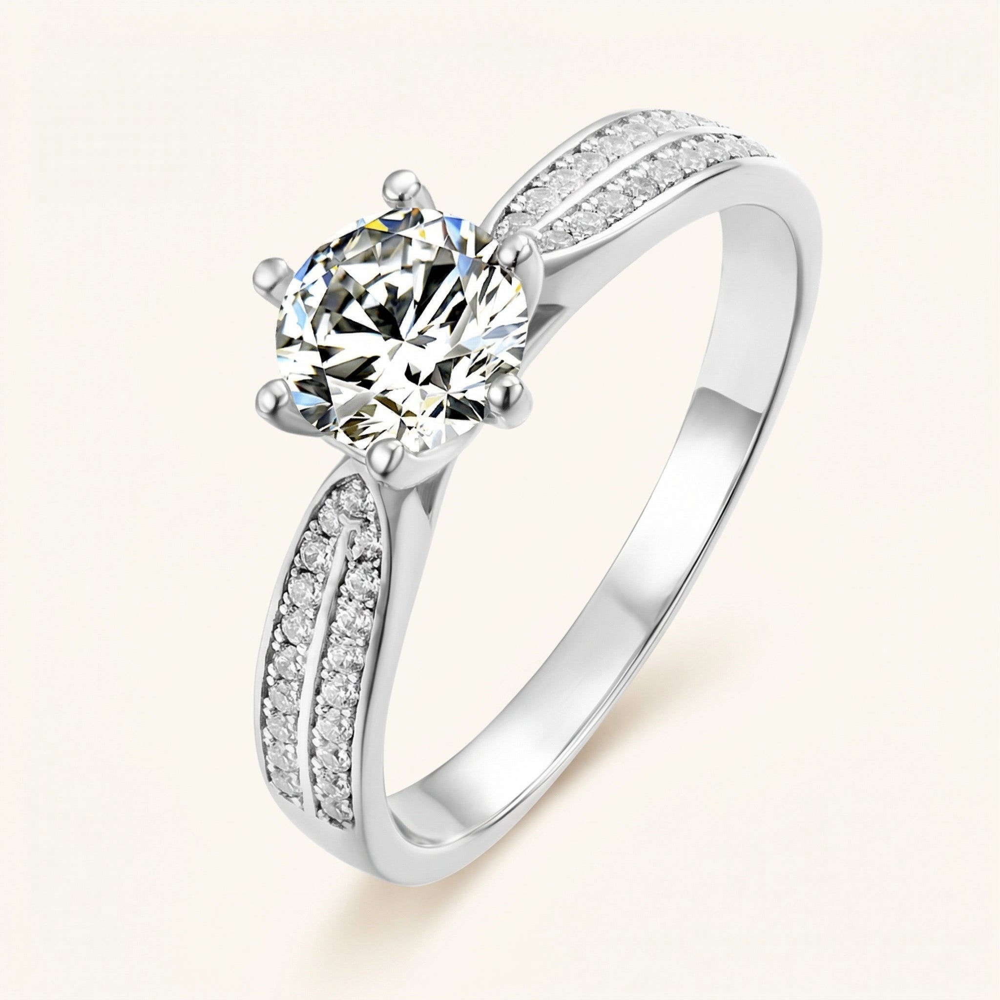 Duaa Moissanite Ring