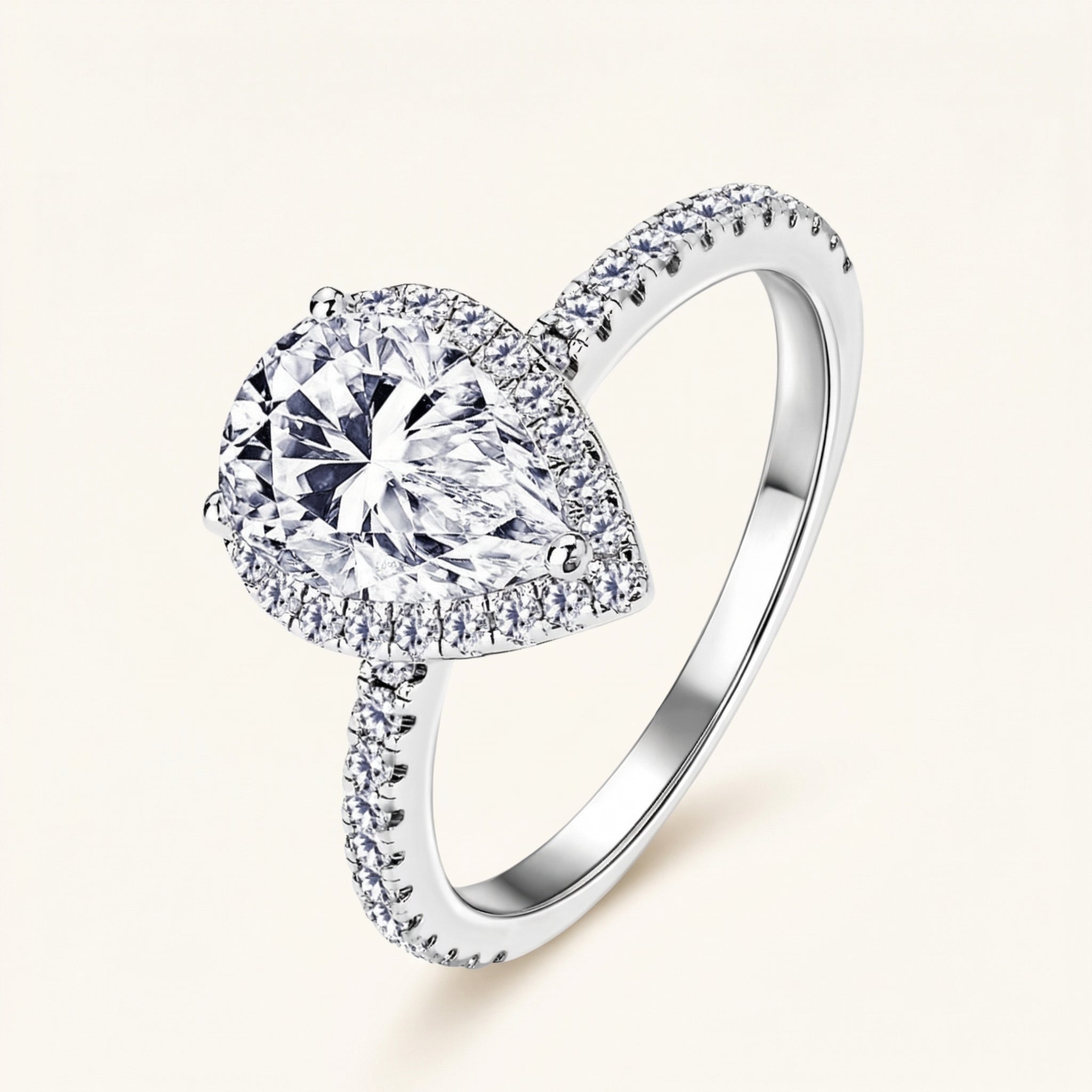 Bayan Moissanite Ring
