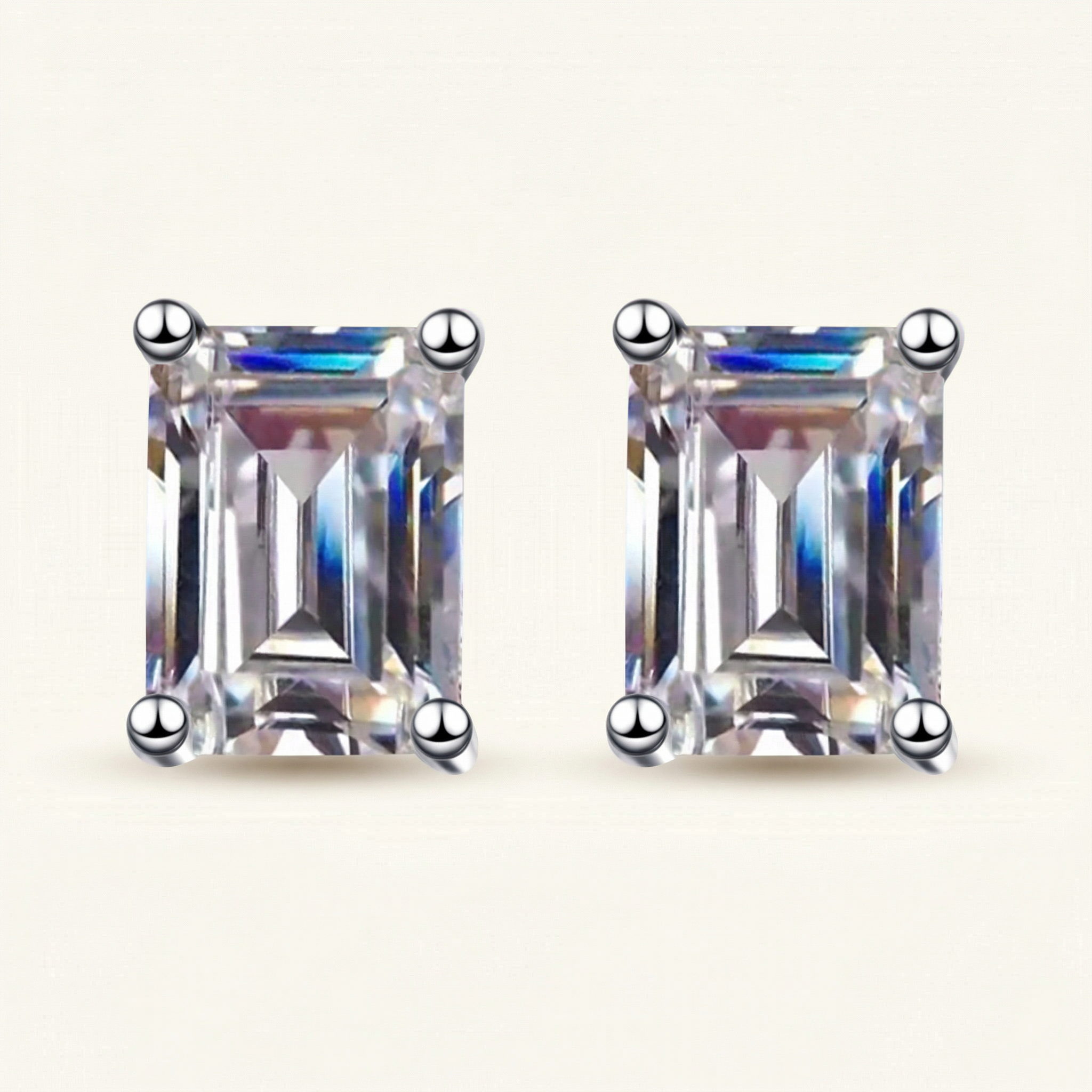 Kawther Moissanite Earrings