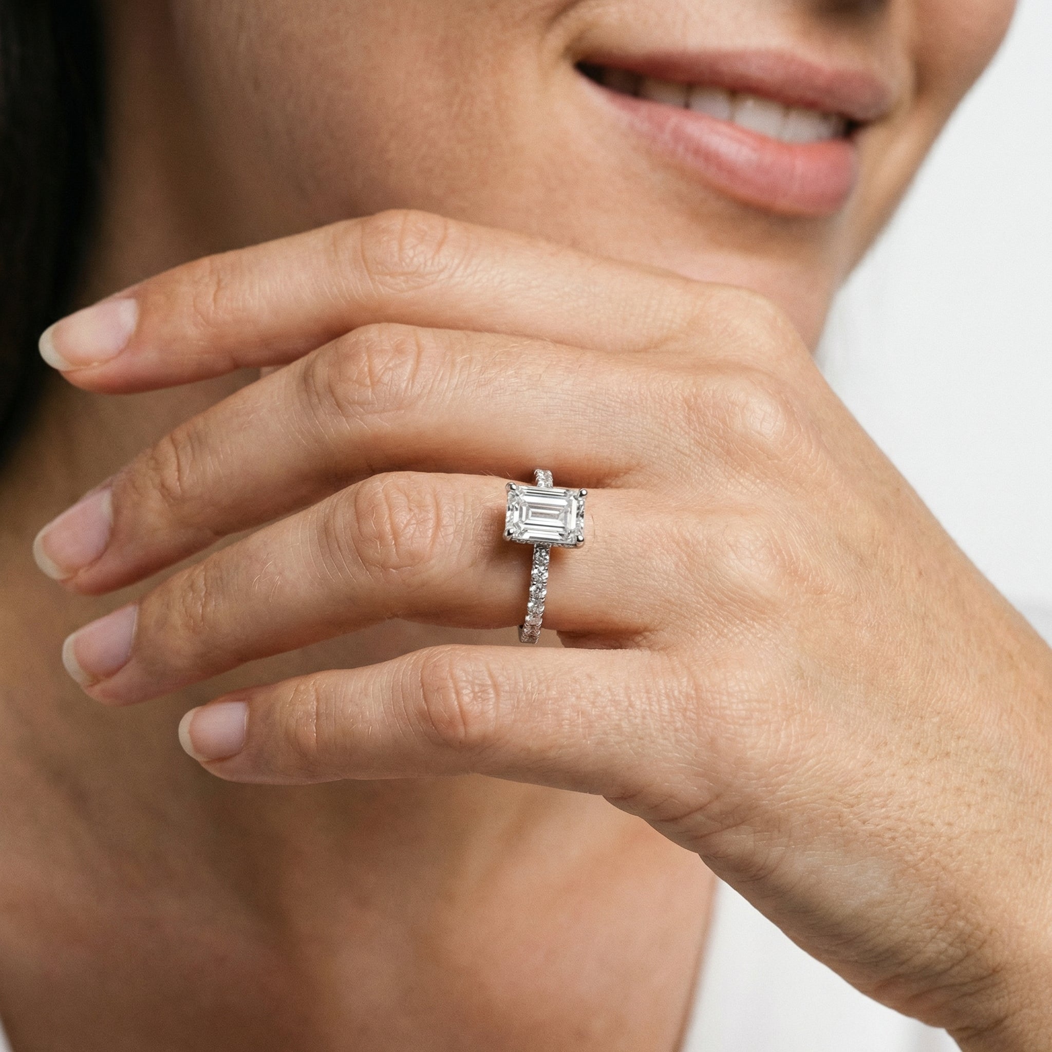 Saira Moissanite Ring