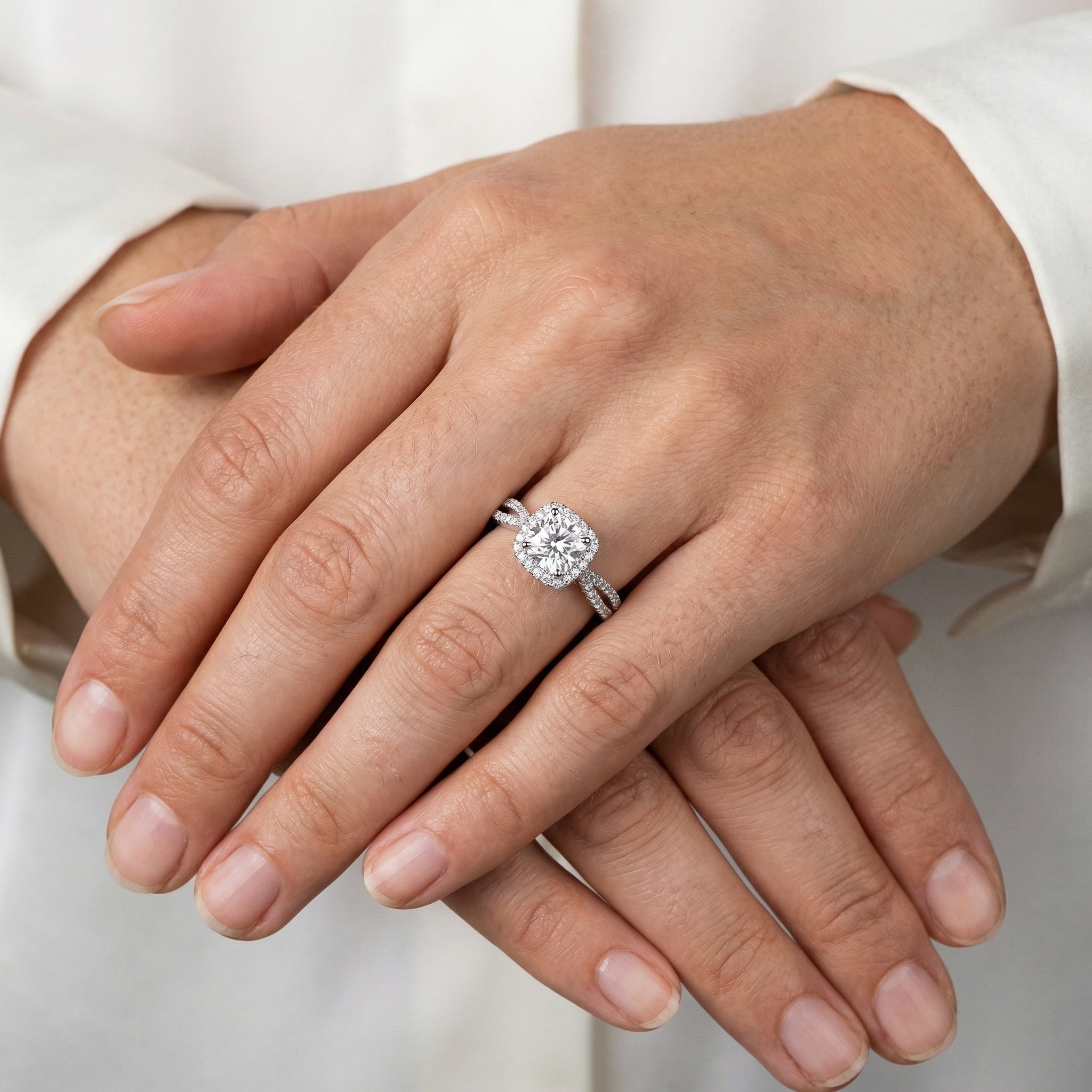 Nessma Moissanite Ring