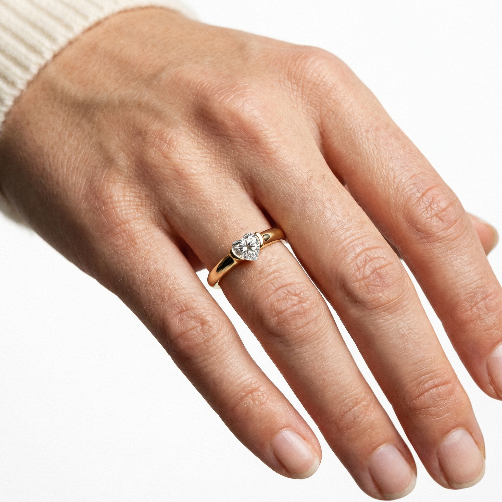 Jawhara Moissanite Ring