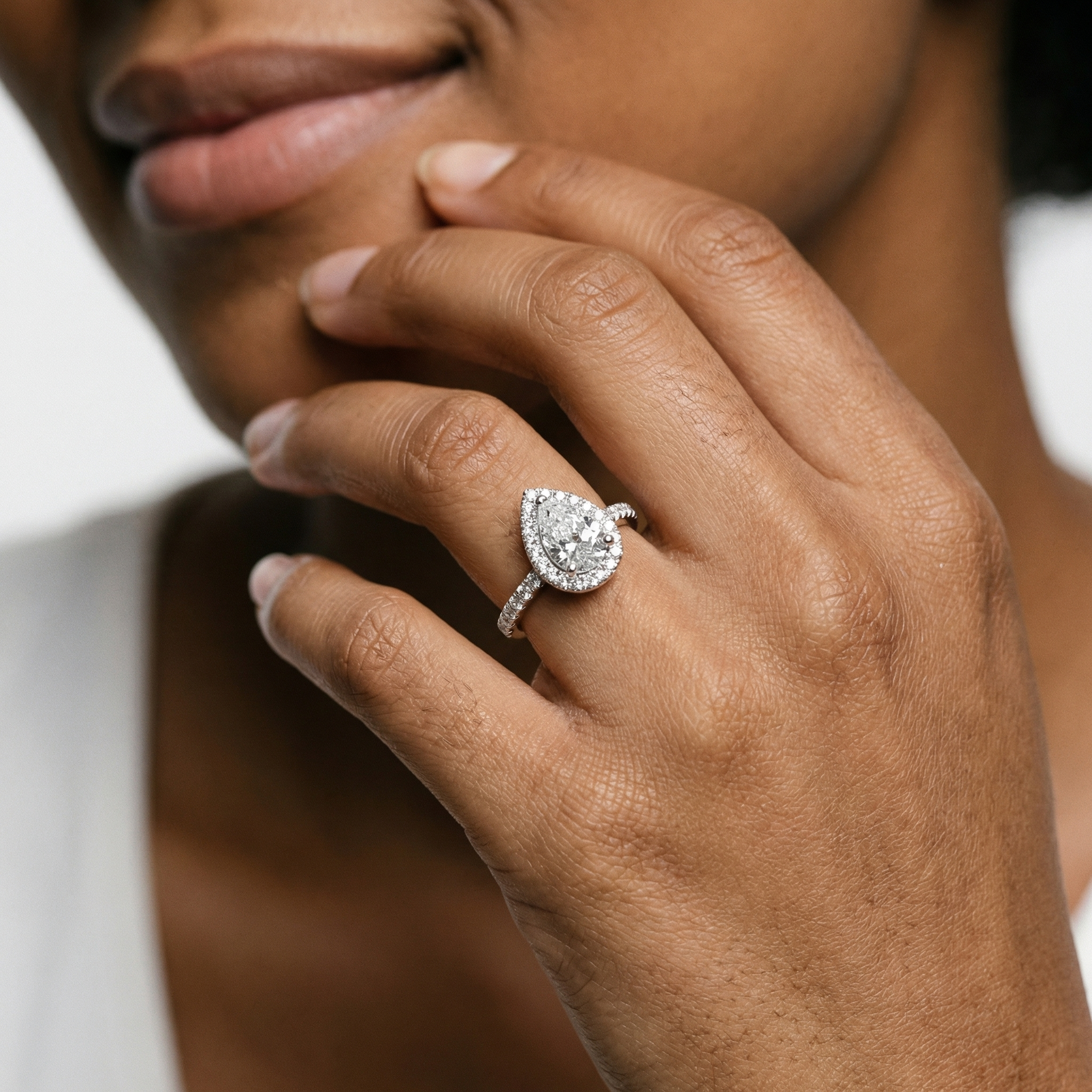 Mirna Moissanite Ring