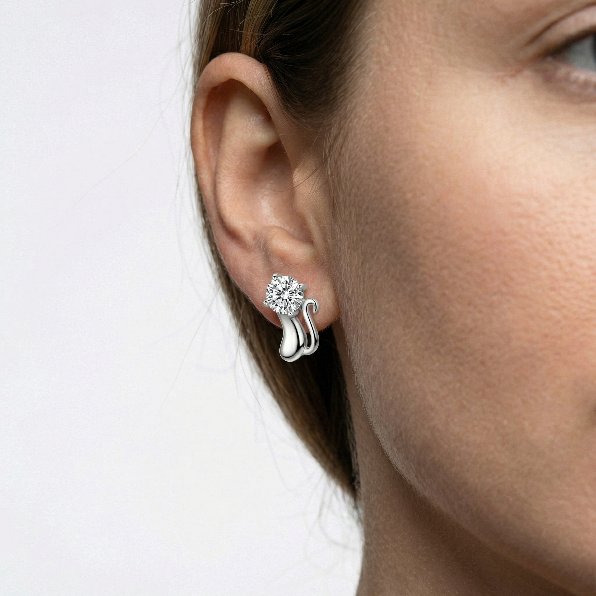 Houria Moissanite Earrings