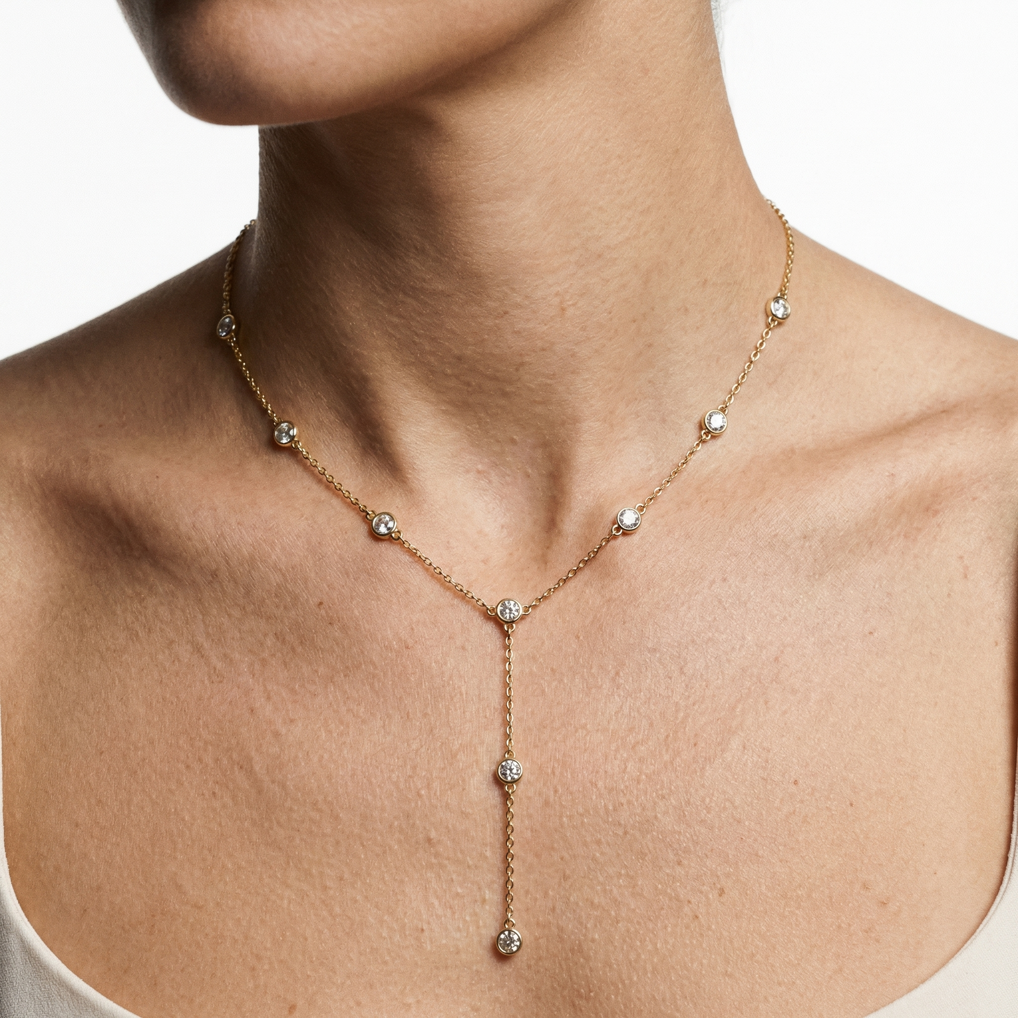 Razane Moissanite Necklace